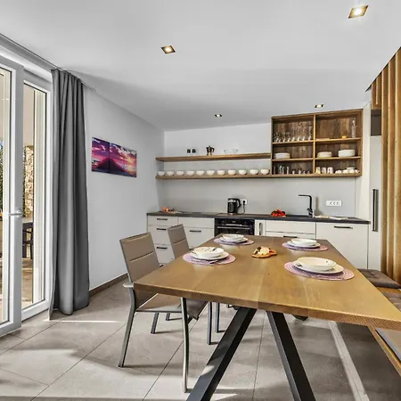 Lavanda Harmony Apartment